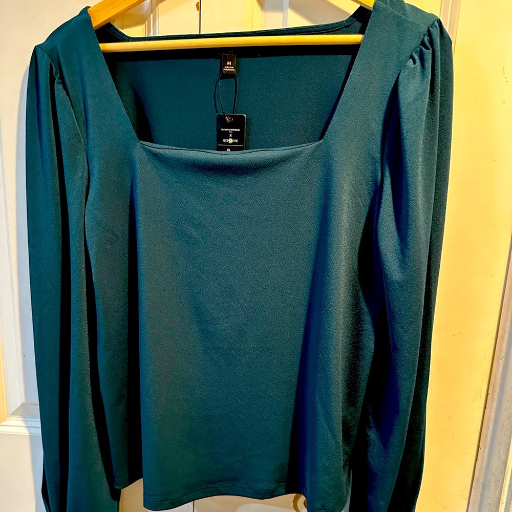 Banana Republic green blouse New with Tags